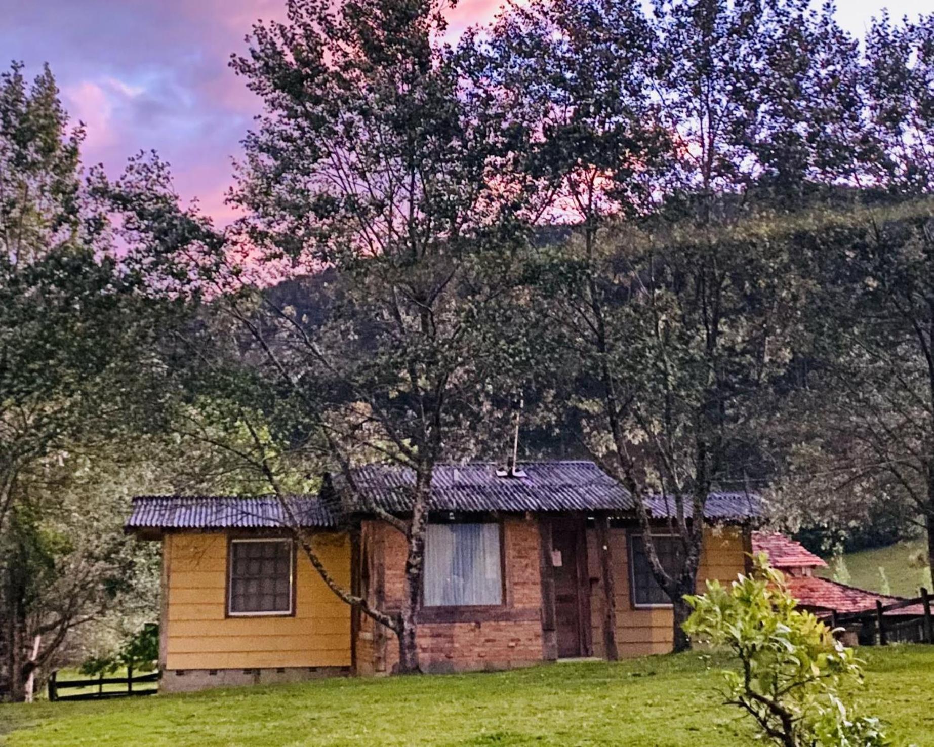 Estalagem Santo Antonio Hotell Urubici Exteriör bild